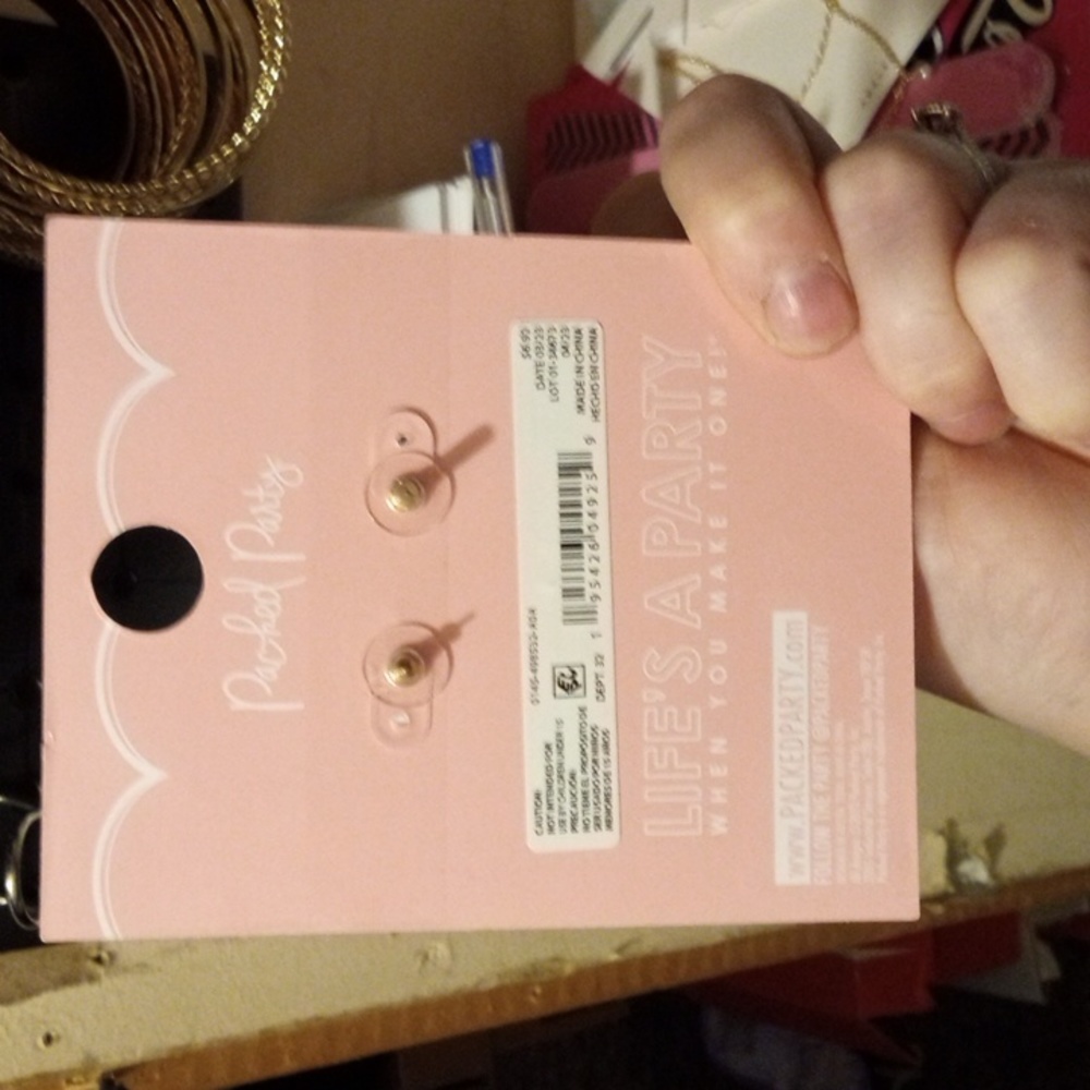 Earring - Picture 2 of 2
